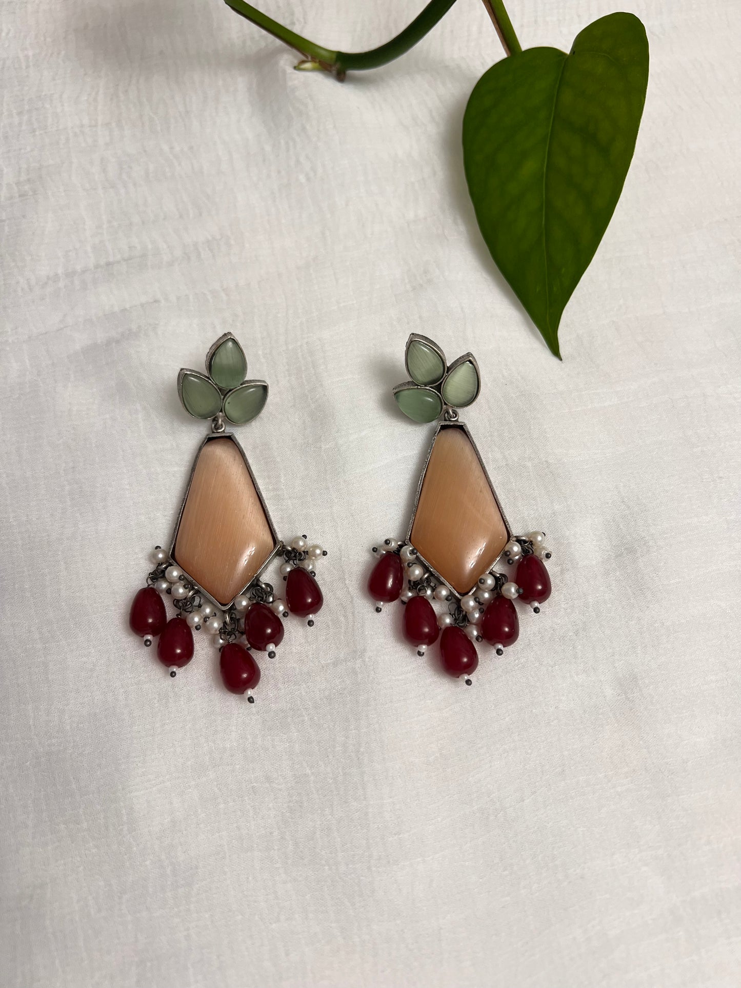 Stunning multicolor chandelier earring | Silver oxidized Indian earring in peach and green stones | Indian jewelry